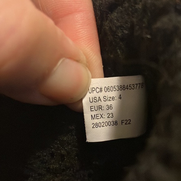 Wonder Nation snow boots, kids size 4 - Picture 5 of 6